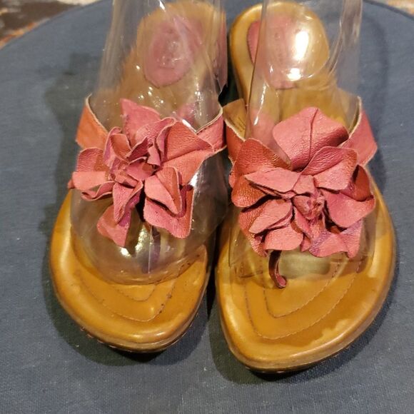 Comfy Pink Flower Merona Sandals Size 10 - Picture 2 of 7